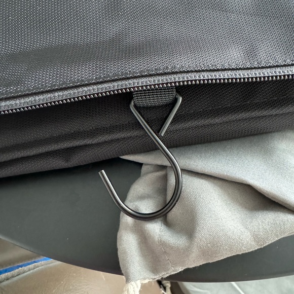 Draftkings Travel Bag & Toiletry Bag (Dopp Kit) New - Picture 10 of 10